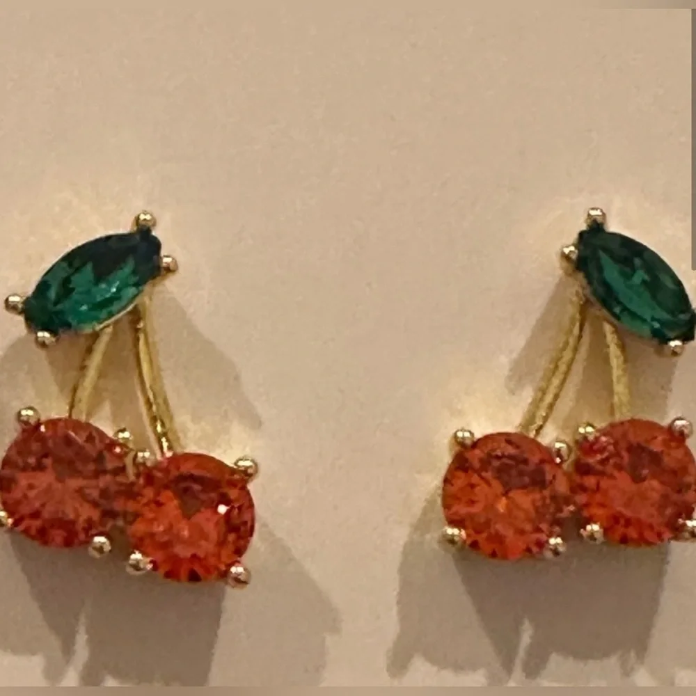 🔥🔥🔥ONE ITEM DEAL OF THE DAY KATE SPADE ♠️ Authentic Earrings Reduced Buy Now
